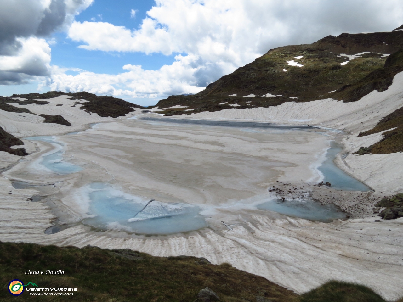 14 Lago alto del Venerocolo ghiacciato.JPG